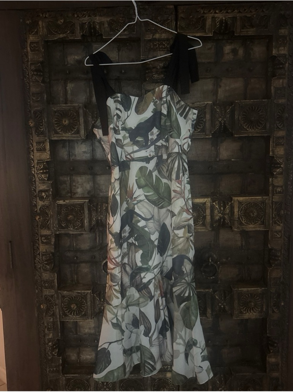 Leaf-Print Midi Dress with Tie Shoulders - Green